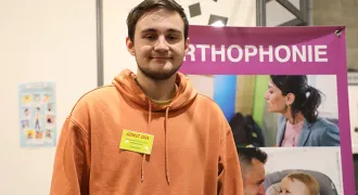 Elouan est étudiant en école d'orthophonie.
