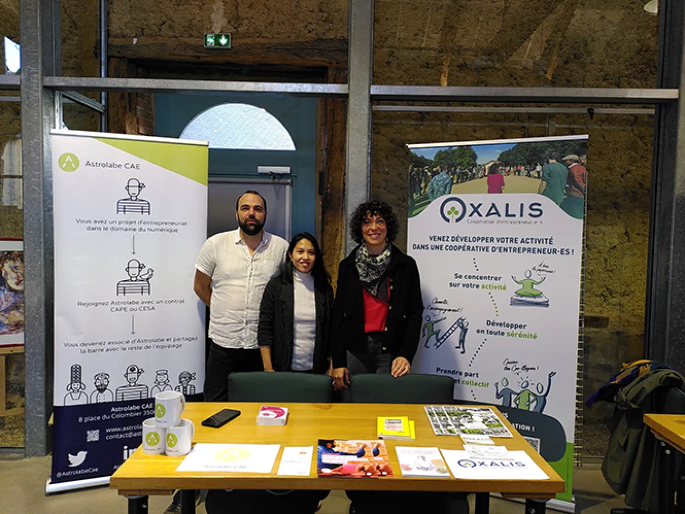 Un stand partagé entre les CAE Astrolabe et Oxalis