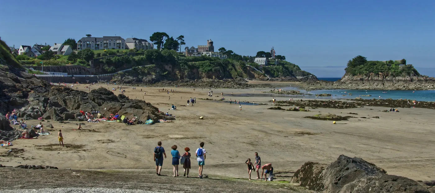 La plage de la Comtesse à Saint-Quai-Portrieux (22)
