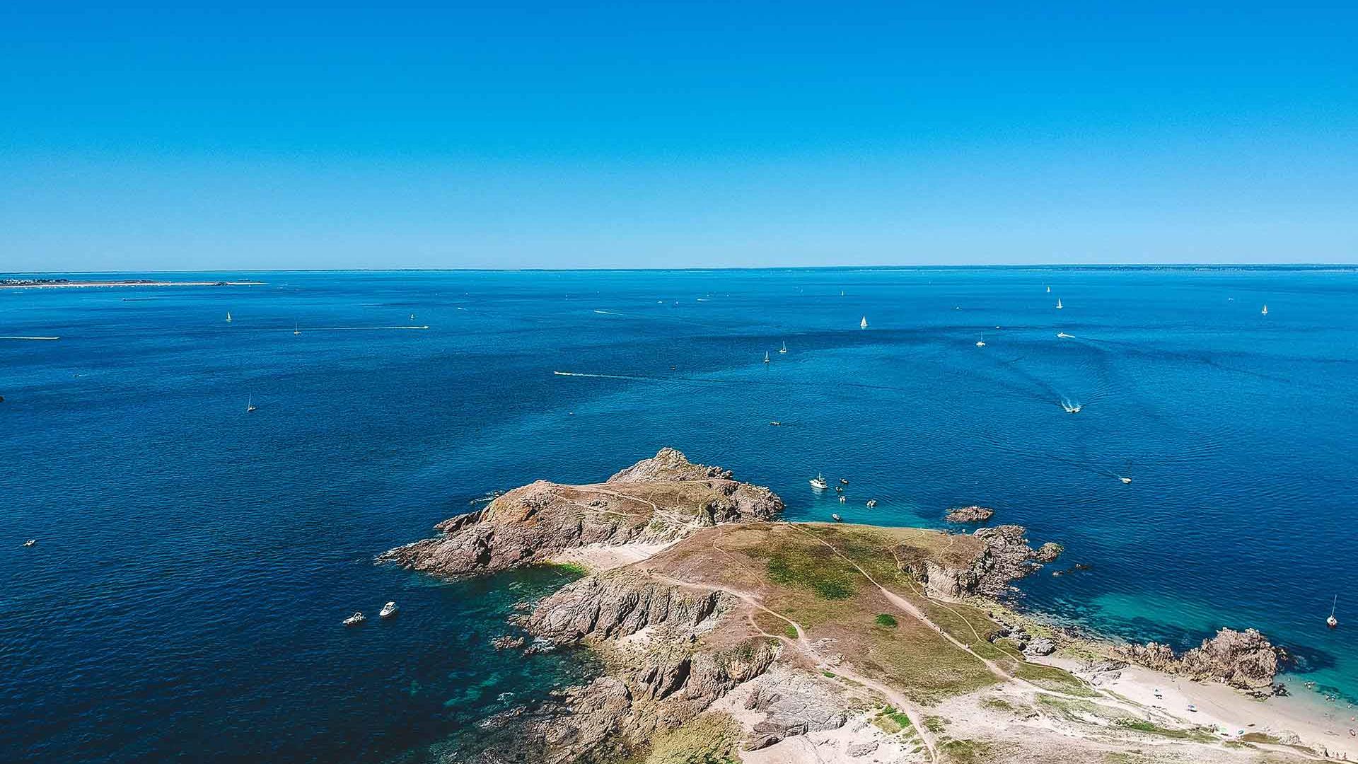 La côte de l'île d'Hoedic