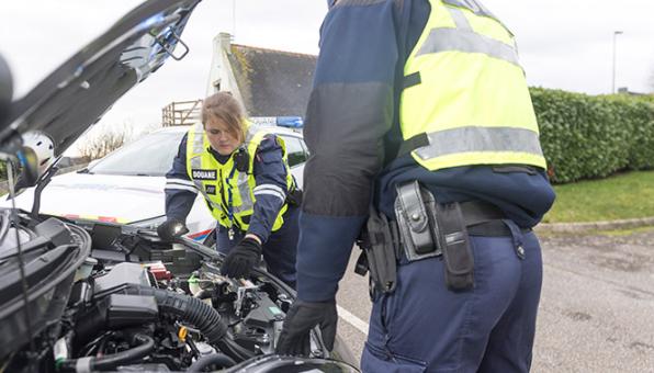 Des agents de constatation lors d'une intervention en Bretagne.