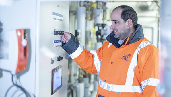 Damien Abolivier, économe de flux au Syndicat Départemental d'Energie et d'équipement à Quimper (29)
