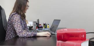 Ludivine Le Naventure, juriste en droit du numérique et nouvelles technologies au Cabinet Clairmont Novus à Brest