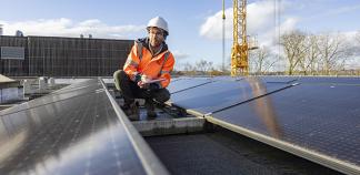 Nicolas Lebert, ingénieur en énergie solaire au Syndicat départemental d'énergie et d'équipement à Quimper (29)